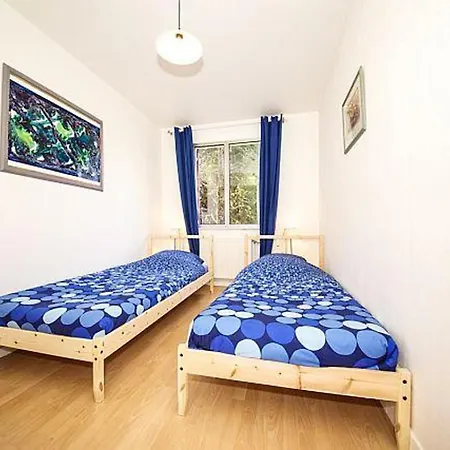 Remarkable 3-Bed House In Suresnes Facing Paris Prázdninový dům Suresnes