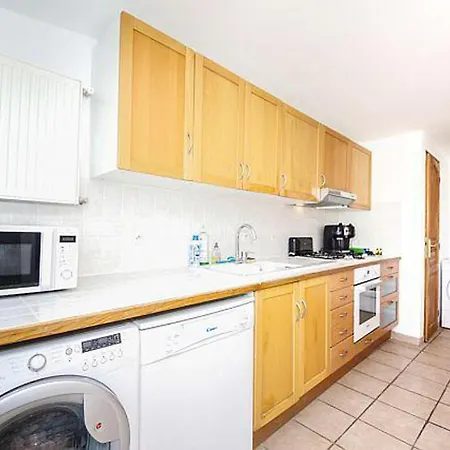 Remarkable 3-Bed House In Suresnes Facing Paris * Suresnes